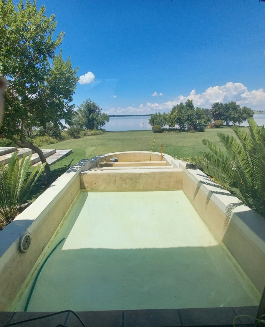 Commercial Property for Sale in Metsimaholo Free State